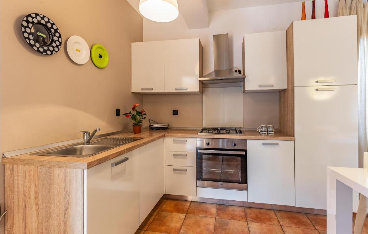 Lovely Apartment In Fazana With Wifi Zewnętrze zdjęcie